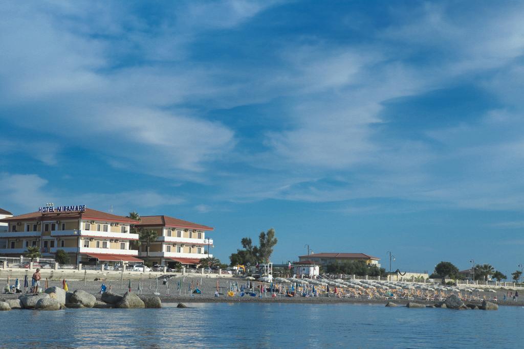 Hotel Miramare Ciro Marina Bagian luar foto