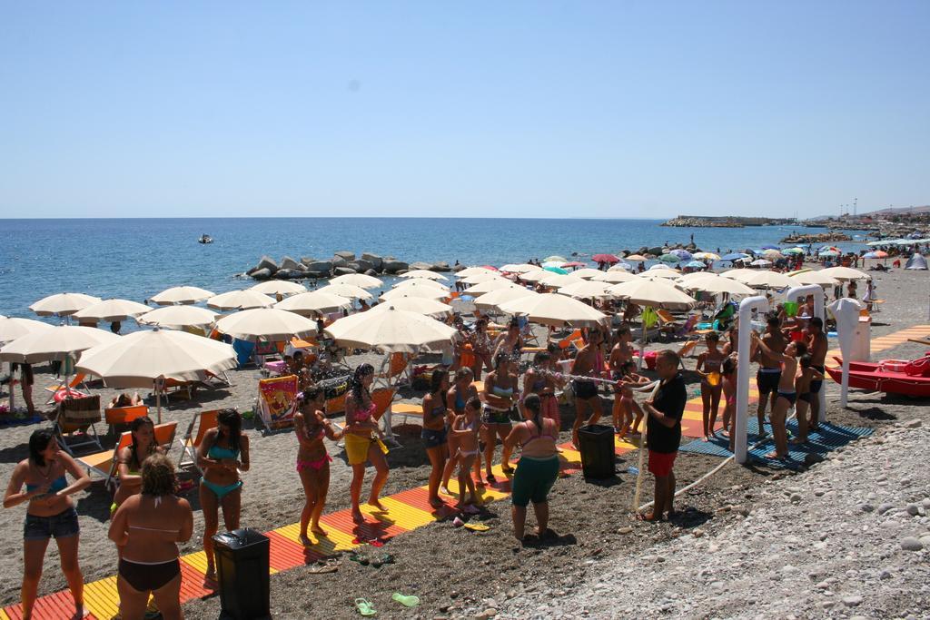 Hotel Miramare Ciro Marina Bagian luar foto