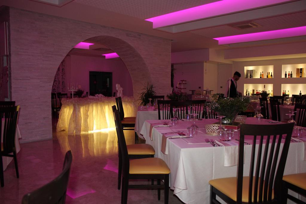 Hotel Miramare Ciro Marina Bagian luar foto