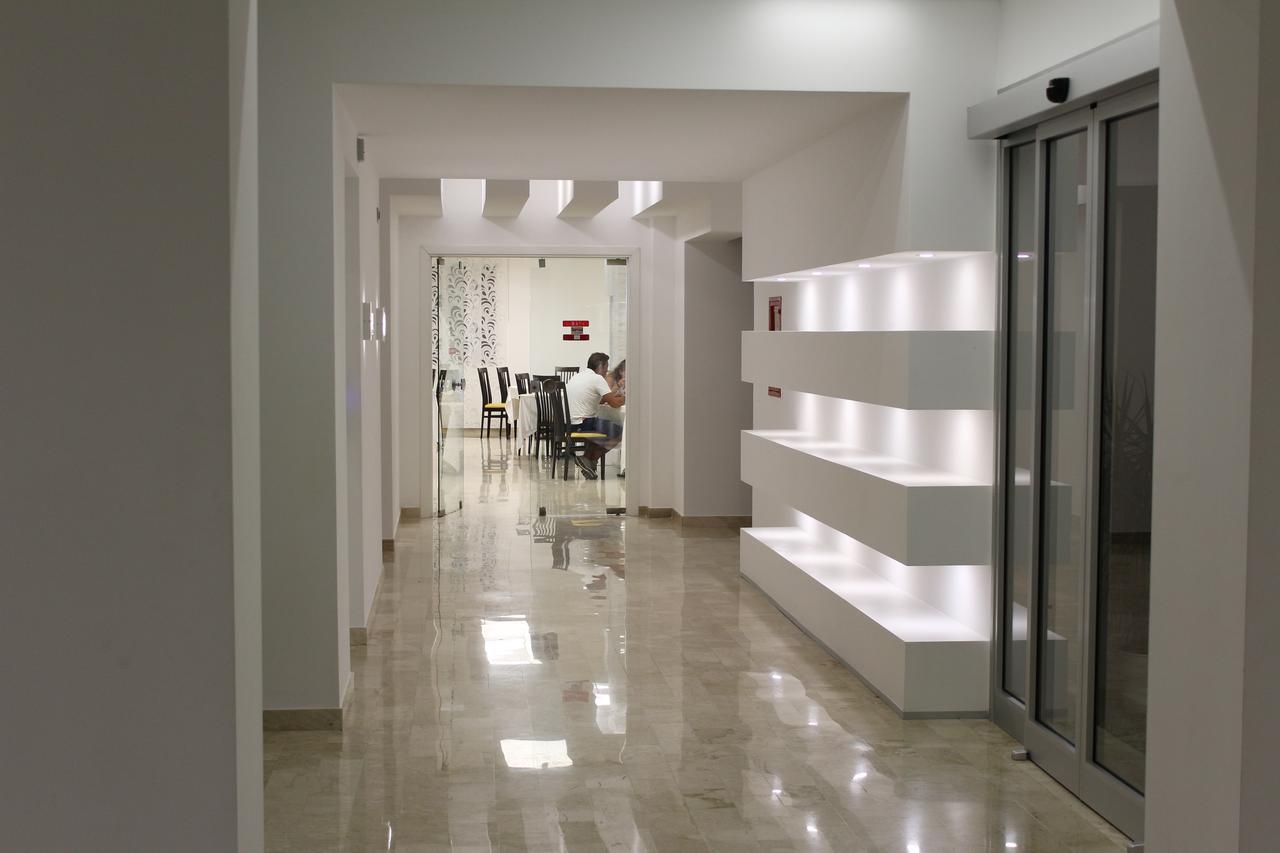 Hotel Miramare Ciro Marina Bagian luar foto